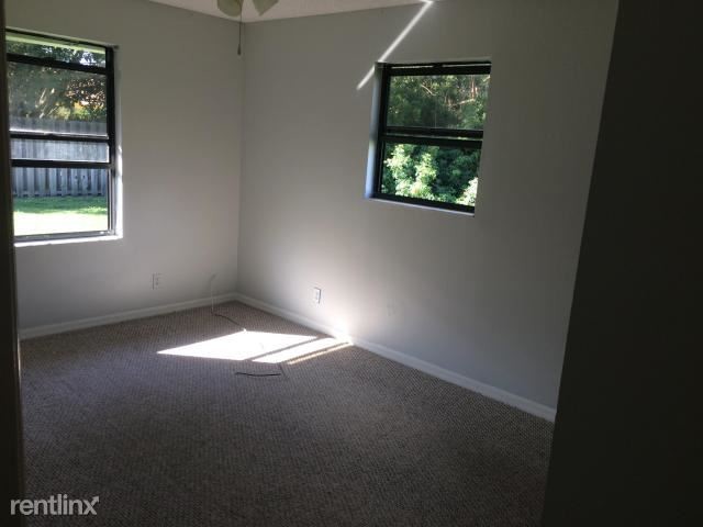 Building Photo - 13789 Bottlebrush Ct