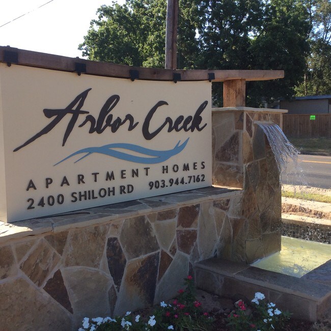 Arbor Creek Apartments 2400 Shiloh Rd Tyler TX 75703 Apartment Finder