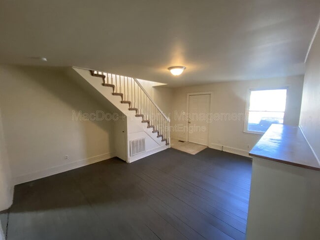 Building Photo - 1414 Princess Anne St