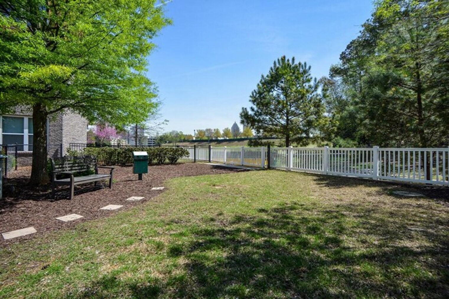 Building Photo - 555 14th St NW