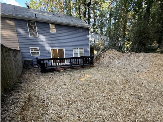 Building Photo - 4429 Coopers Creek Dr SE