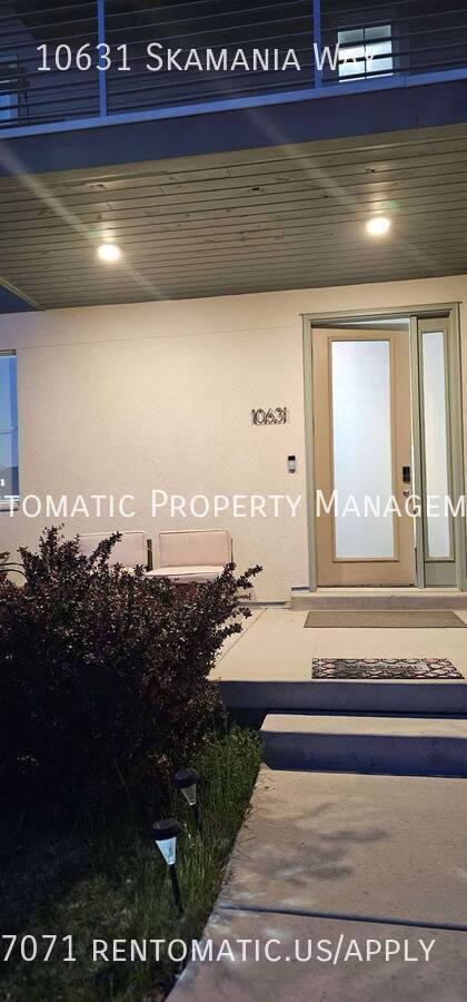 Primary Photo - 10631 Skamania Wy