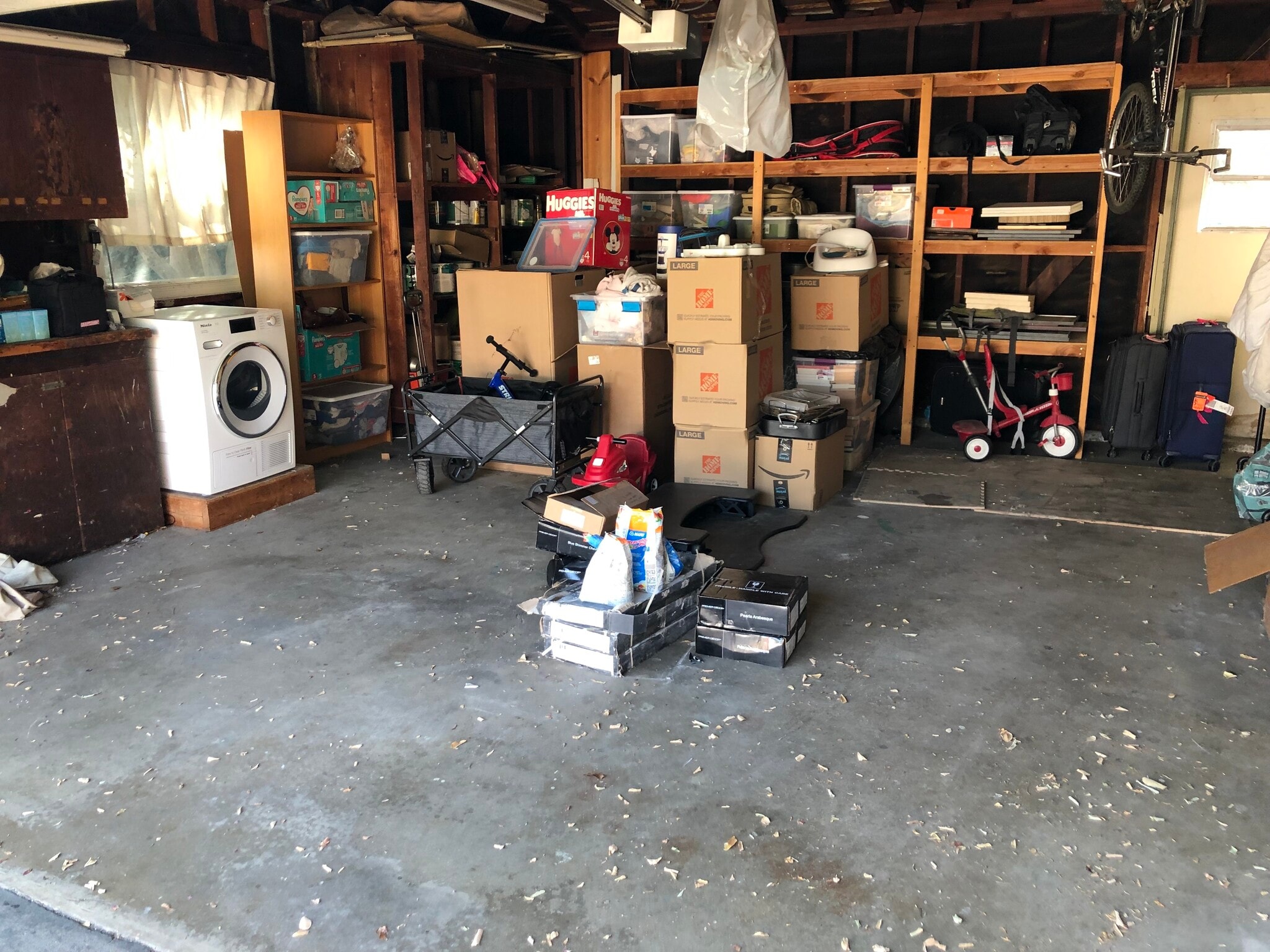 Garage/Dryer - 5507 Noble Ave