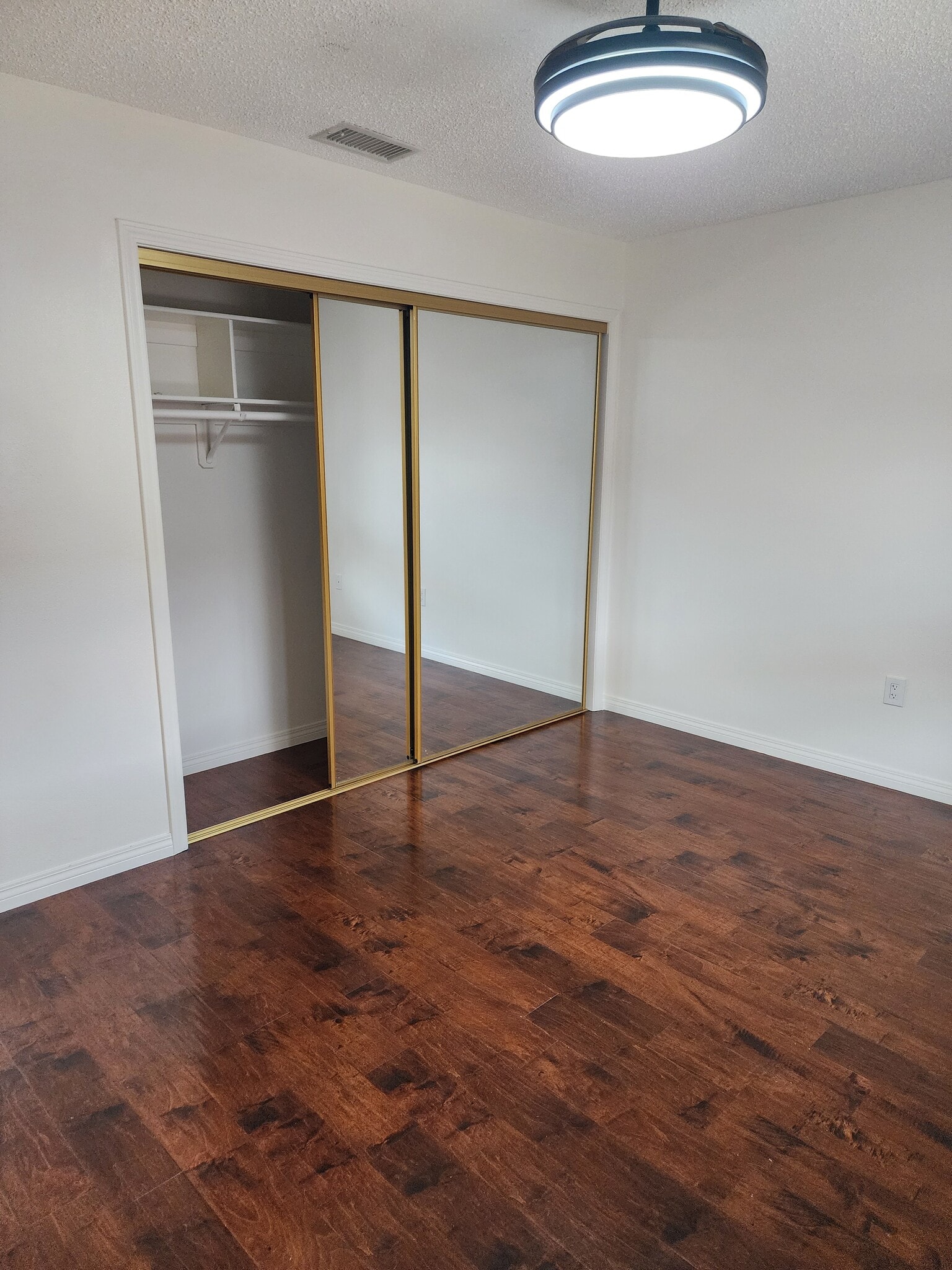 Bedroom 1 - 431 S Simpson Ave