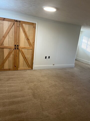 Building Photo - 138 Carriage Dr