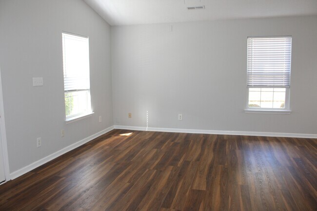 Building Photo - 312 Evening Star Dr