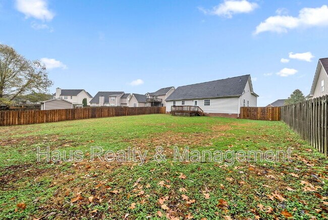 Building Photo - 1626 Autumn Dr
