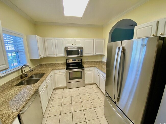 Building Photo - 5801 Oyster Catcher Dr