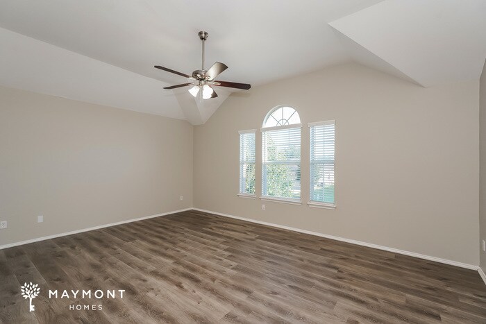 Building Photo - 237 Hilltop Dr