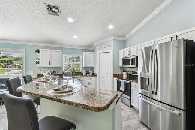 Building Photo - 13401 Fawn Springs Dr