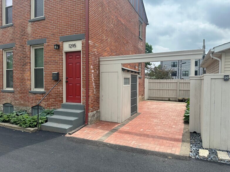 parking pad and bike shed - 1295 Kutchins Pl