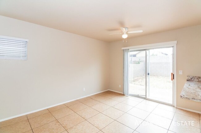 Building Photo - 8050 N Hobby Horse Ct