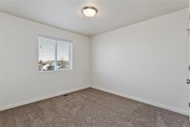 Building Photo - 40 S Drifter Loop