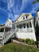 Building Photo - 95 3rd Ave