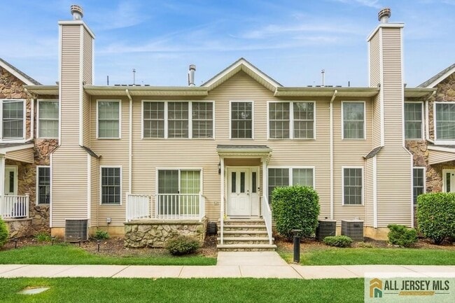 Primary Photo - 17 Lackland Ave