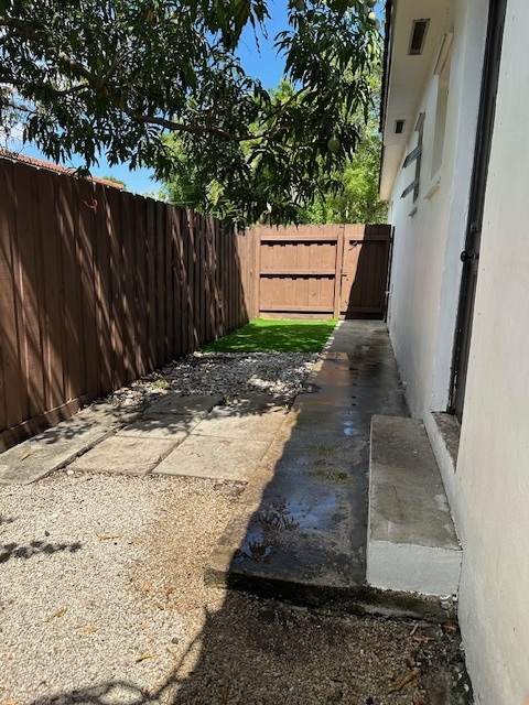 Fenced Private Yard - 230 SW 51st Ave