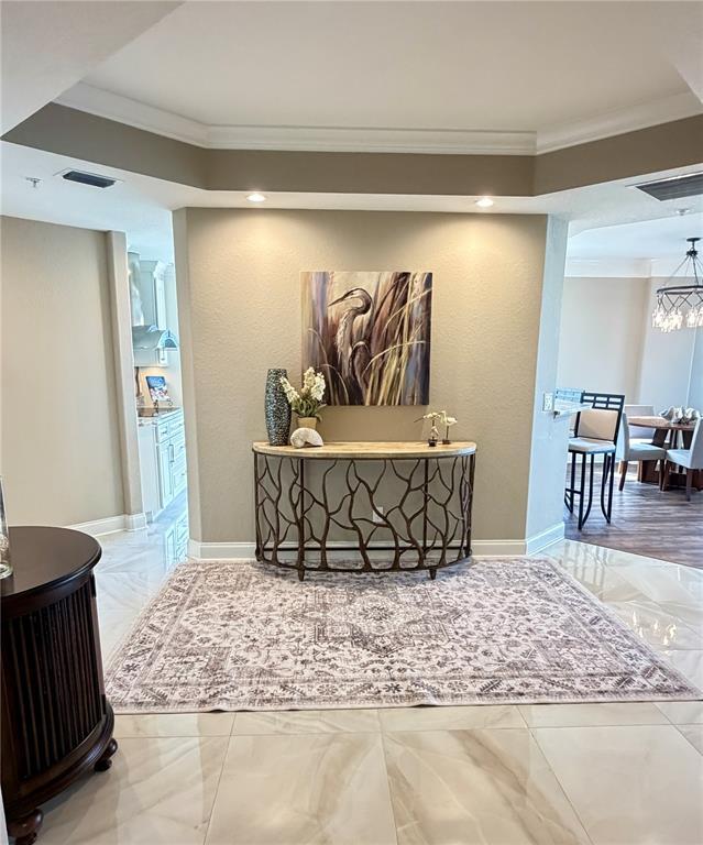 Building Photo - 6025 Sun Blvd