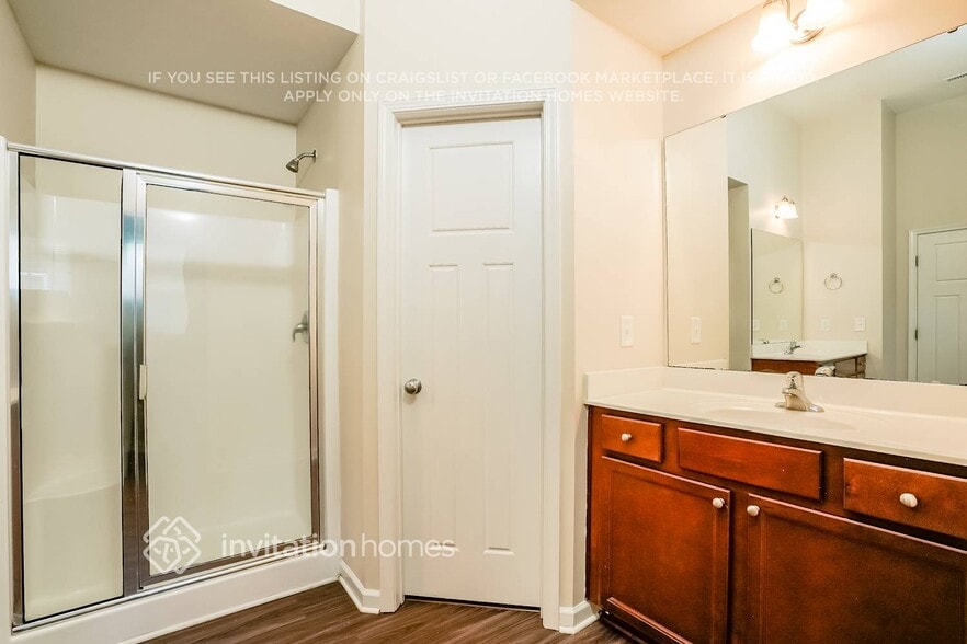 Building Photo - 5232 Sapphire Springs Dr