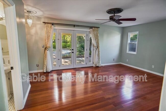 Building Photo - 26421 Torrey Pines Dr