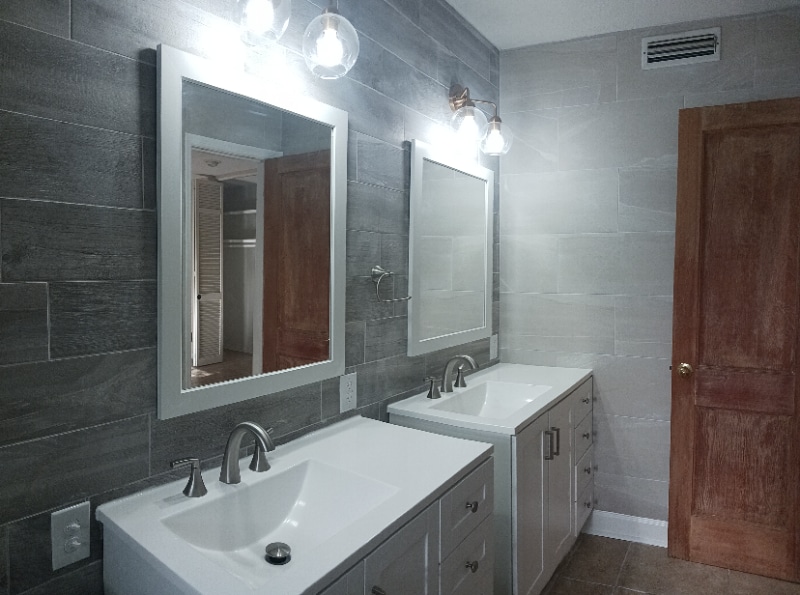 Building Photo - 2456 Broadvue Ave