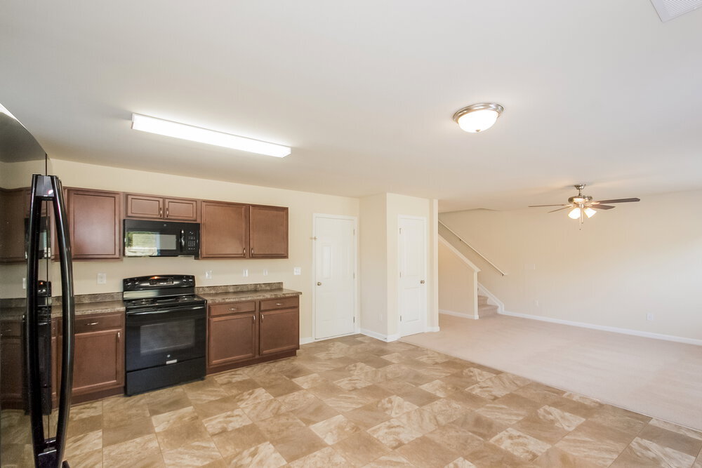 Building Photo - 12047 Quail Dr