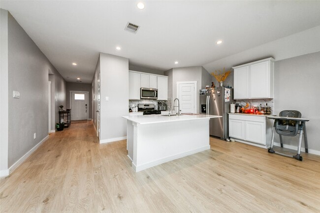 Building Photo - 31711 Melkridge Rd