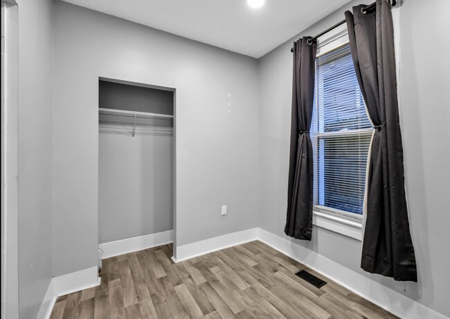 Building Photo - 1911 S 14th St