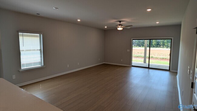 Building Photo - 162 Fenwick Pl