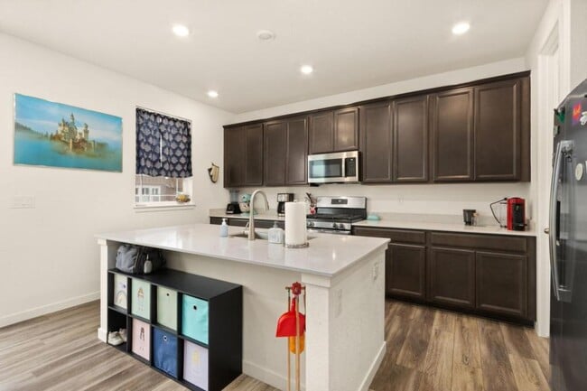 Building Photo - 4072 Chasm Lk Dr