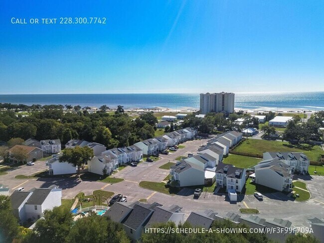 Building Photo - 1229 Century Oaks Dr