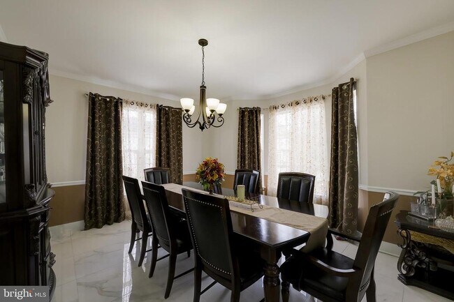 Building Photo - 601 Crossover Ct