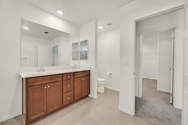Building Photo - 7016 Bard Ave