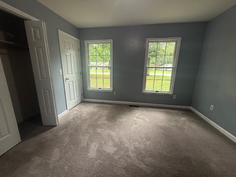 Building Photo - 6050 Hounds Bay Cir