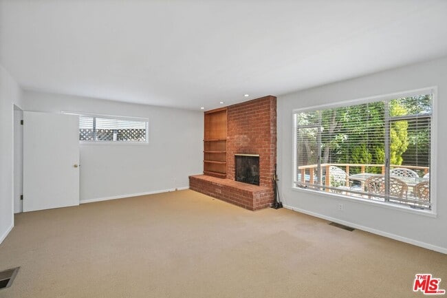 Building Photo - 3460 Angelus Ave