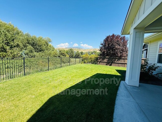 Building Photo - 4014 W Farm View Dr