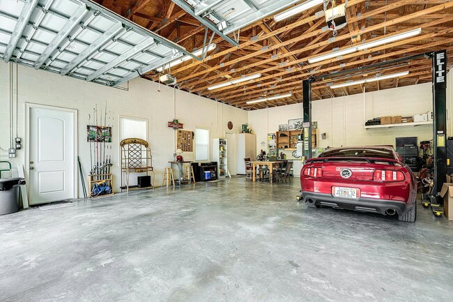 Building Photo - 14155 86th Rd N