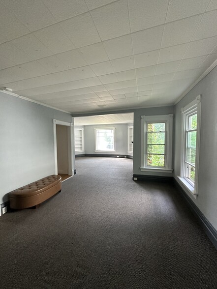 Dining/Living Room - 1608 Main St