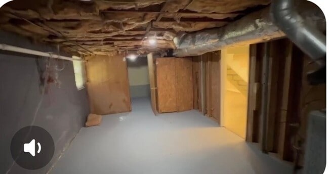 Building Photo - 107 Oliphant St