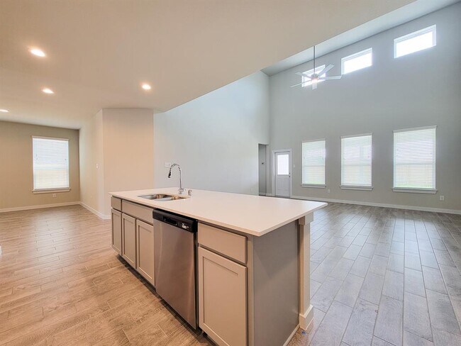 Building Photo - 15131 Timberson Rdg Ln