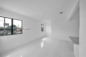 Building Photo - 450 Beacom Blvd