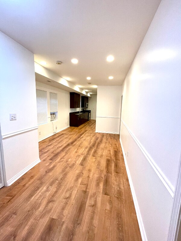 Building Photo - 8053 S Throop St