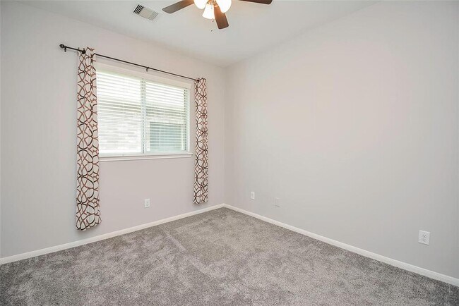 Building Photo - 14127 Grovemist Ln