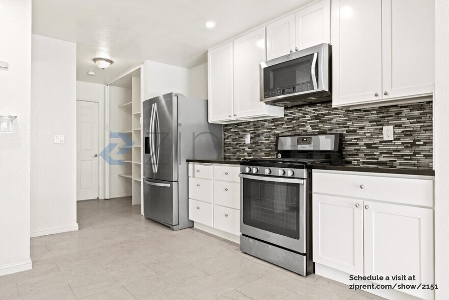 Building Photo - 1293 Laveille Ct