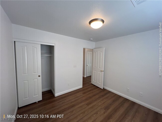 Building Photo - 2092 Scanlon Ferry Ct