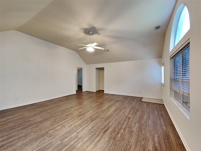 Building Photo - 18514 Inwood Elm Cir
