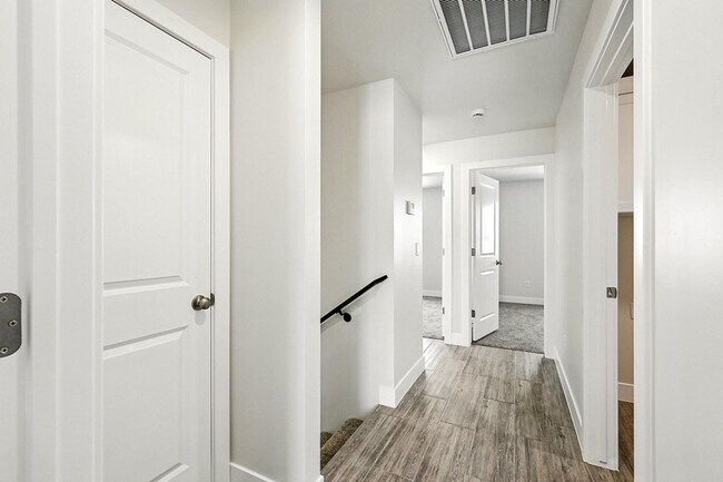 Building Photo - Brand New Home!