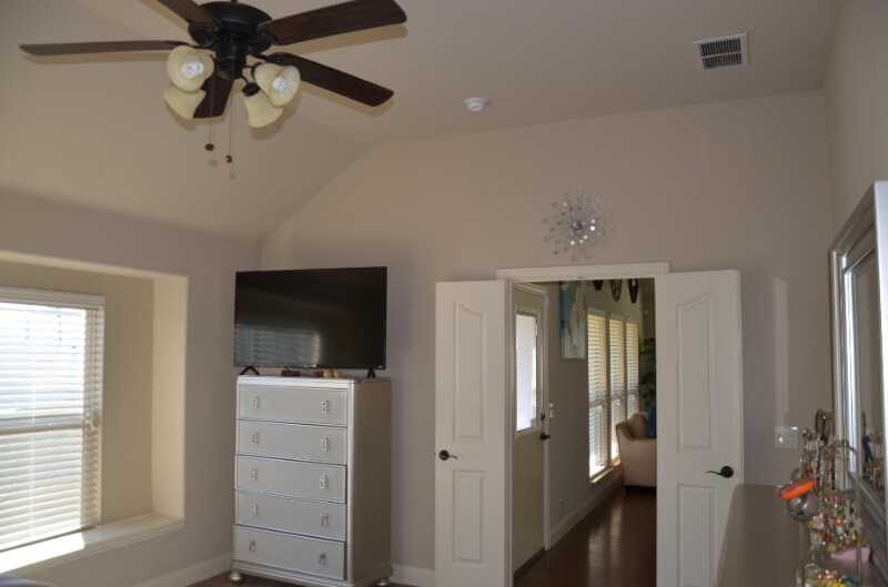 Building Photo - 1207 Star Grass Dr