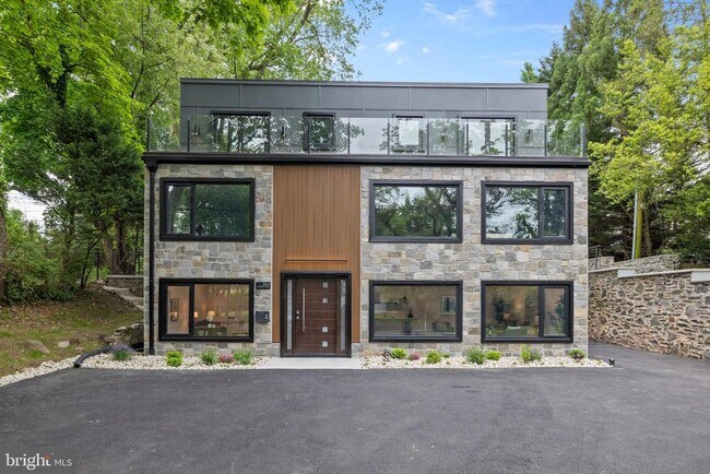 Building Photo - 354 Winding Wy