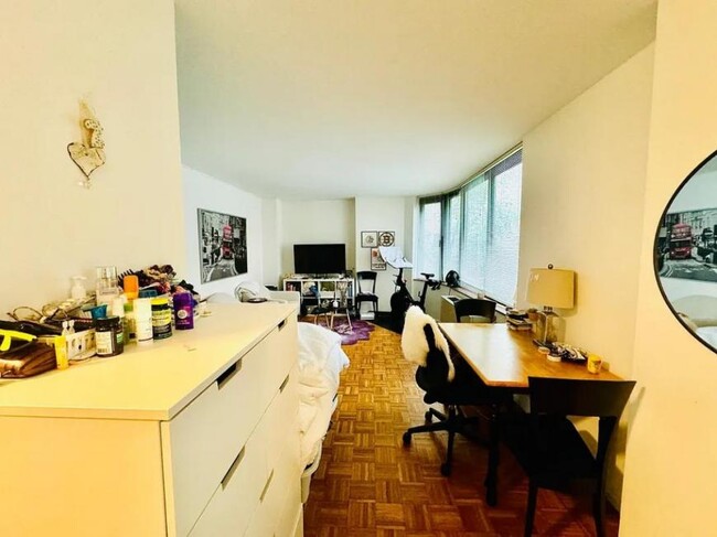 Building Photo - 1 bedroom in NEW YORK NY 10007