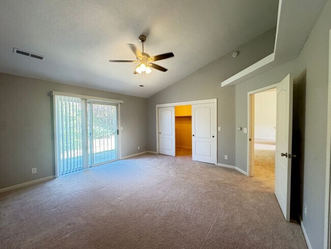 Building Photo - 3 bed 2 ba house in S. Yuba City